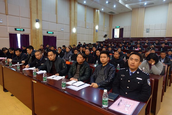 ������Ա1