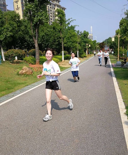 ���ܶ�Ա��1